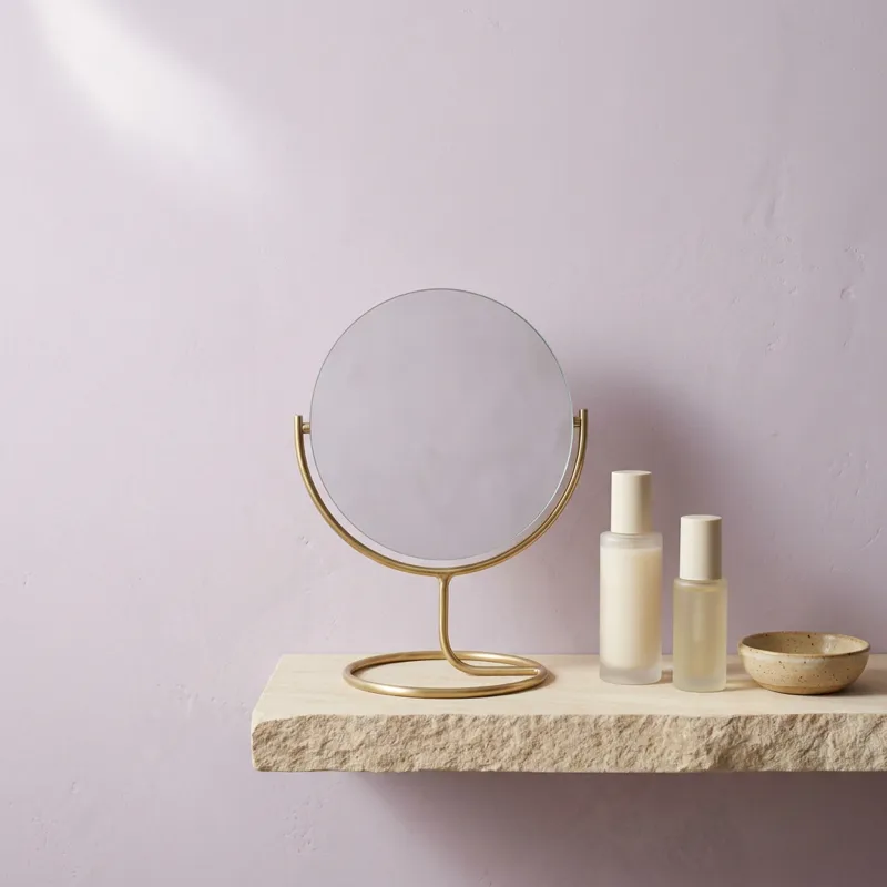 Display example of a product image with an AI label