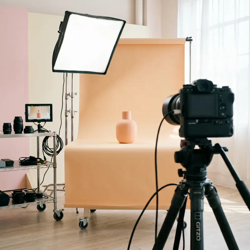 Darstellungsbeispiel eines Produktbilds mit KI-Label